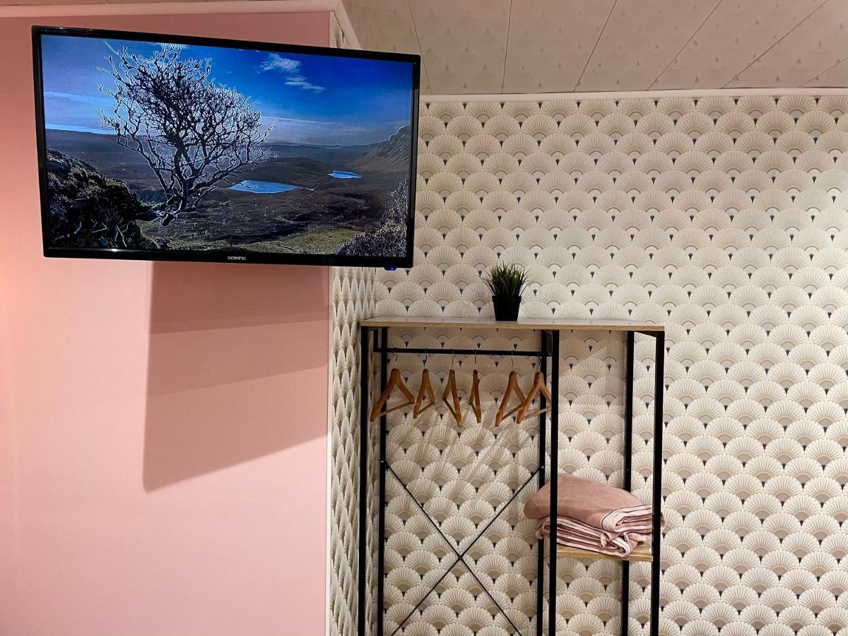 Capstay Color Valenciennes & Netflix Trith-Saint-Leger エクステリア 写真